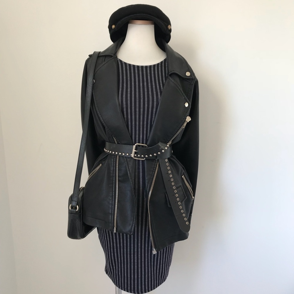 Pin stripe body con dress